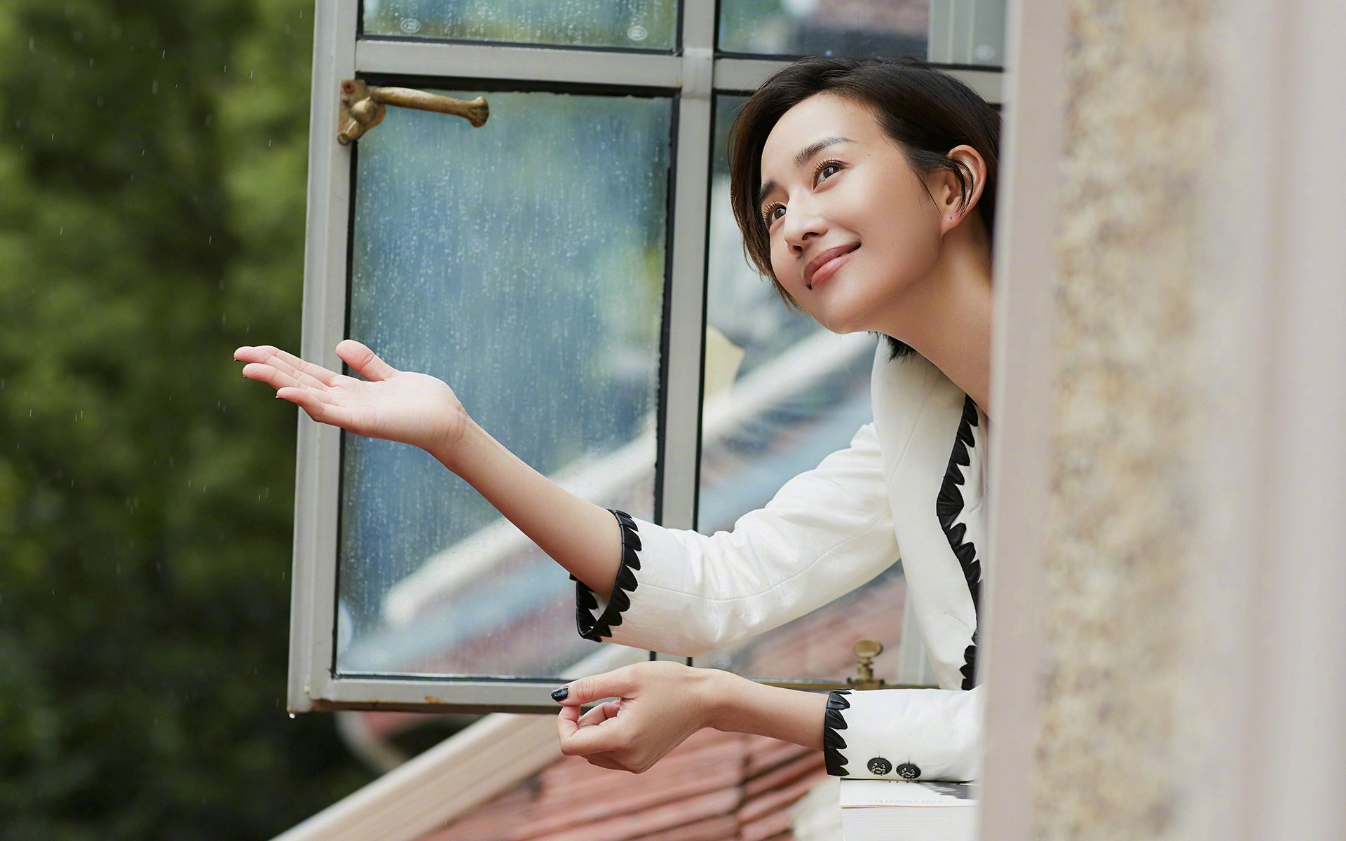 魔术爆冷开拓者，东契奇关键进球定乾坤，一场颠覆预期的篮球盛宴