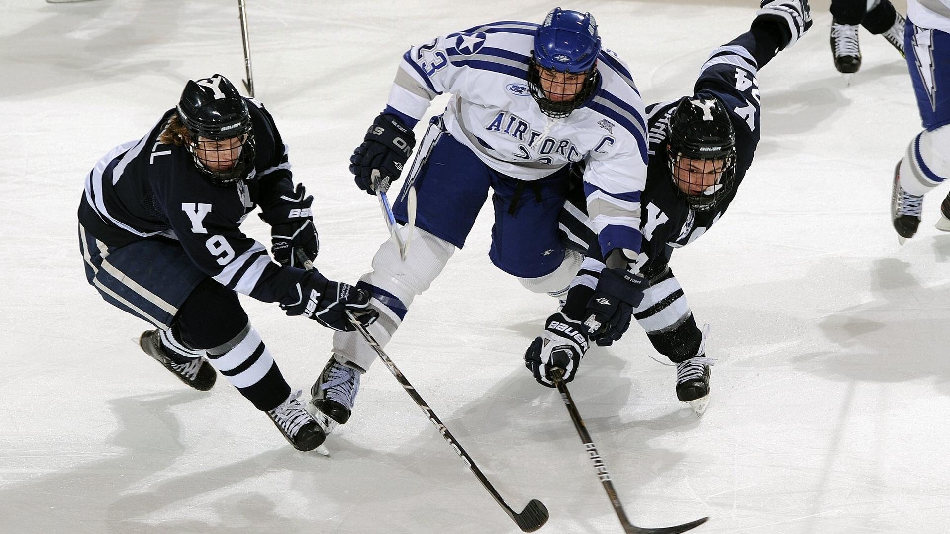 赛道新王诞生，诺里斯高光领衔，雷诺车队完胜红牛车队