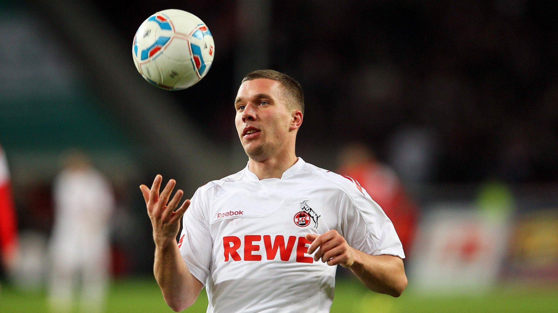 从维也纳到东京，梁靖崑扛起奥地利队横扫日本队的背后